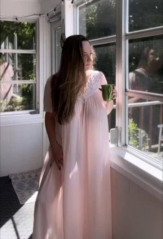 Coffee time Don’t look if you can’t handle lt (22 Pics)