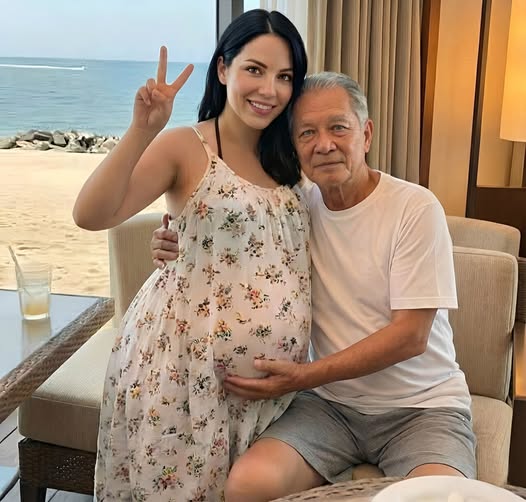 The sad girl marries a 70-year-old. 10 days later she found … See more