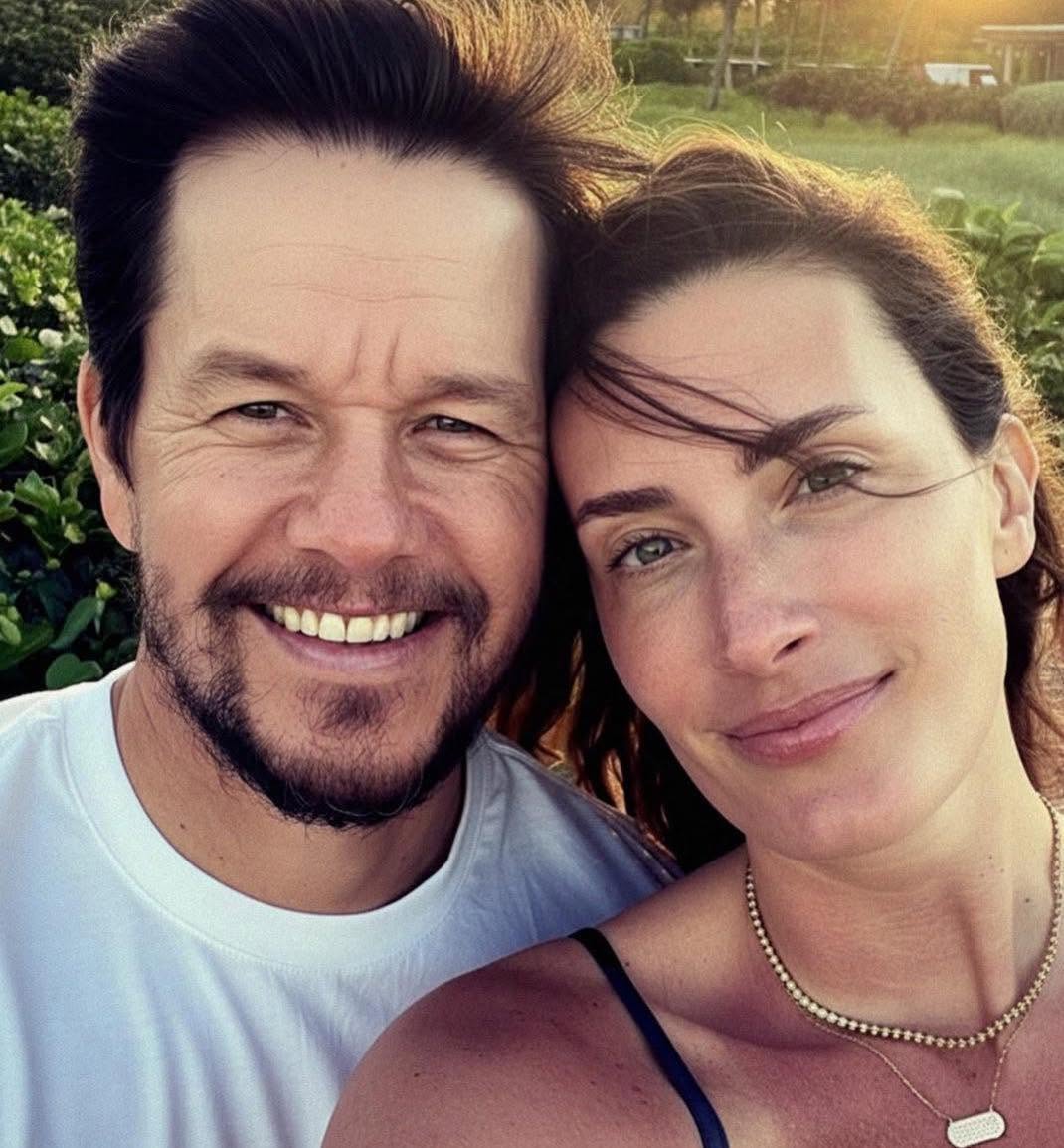 MARK WAHLBERG AND HIS WIFE LEFT POSH LA FOR THE SAKE OF THEIR FOUR KIDS…. Where he moved and photos of his dwelling. ⬇️..…