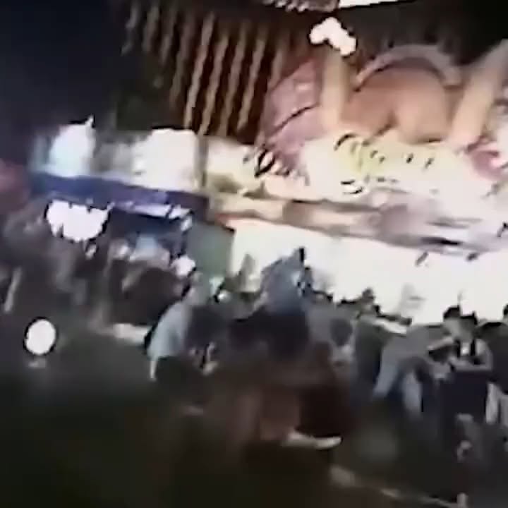 BREAKING At least 80 dead, 800 injured after mass shooting at Las Vega…See more