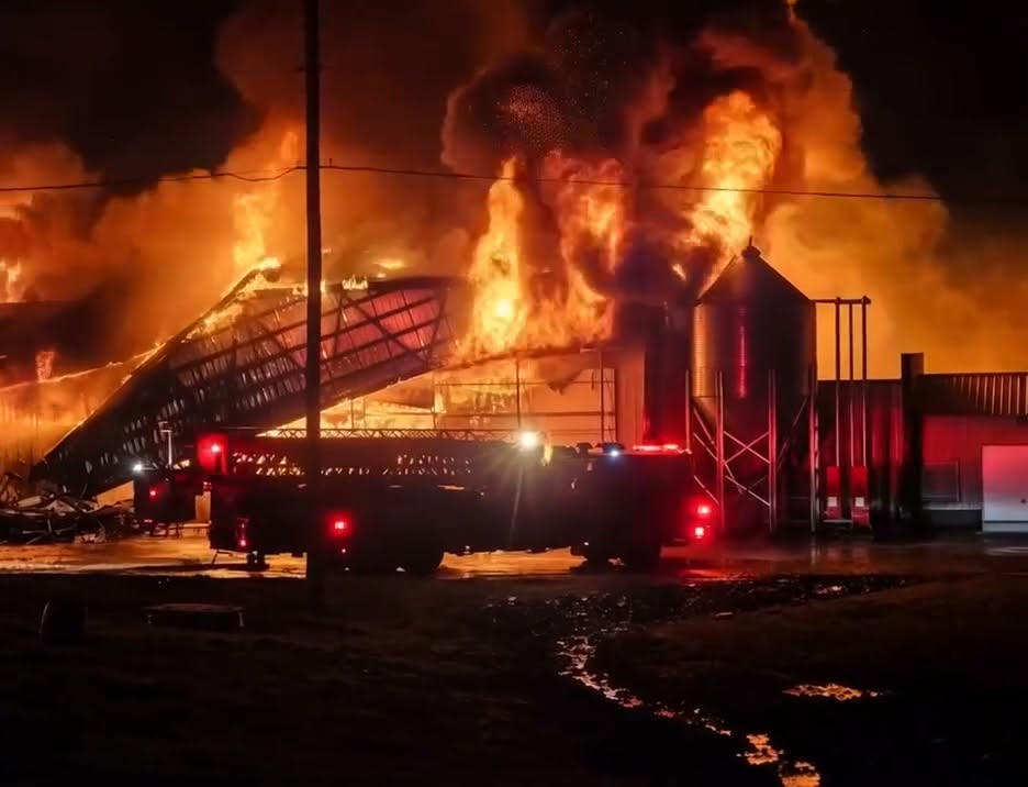 🔴 BREAKING NEWS: A few hours ago a big fire broke out in M…See more